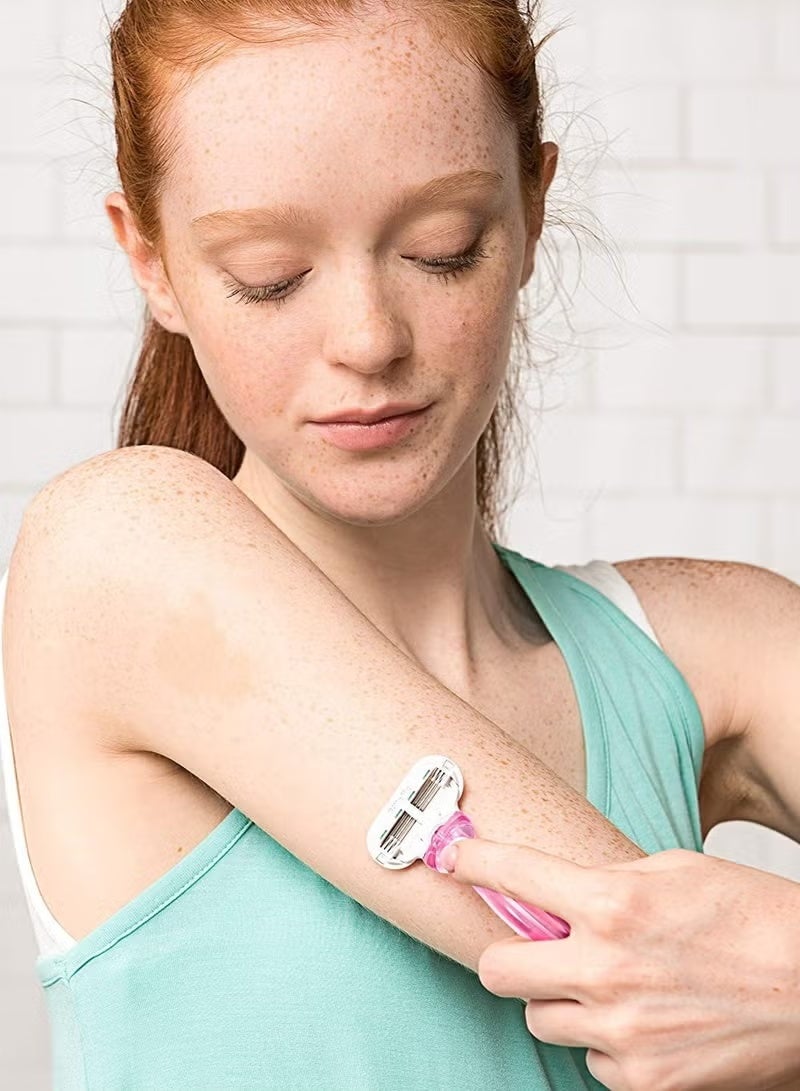 Gillette Venus Sensitive Disposable Razors for Women - 3 Pieces - Smooth & Irritation Free (Packaging May Vary) - Image 3